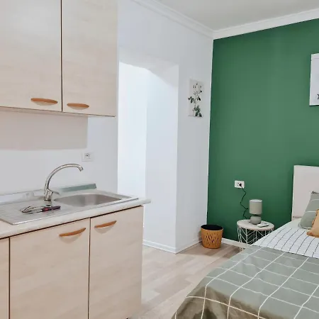 Casa 21 - The Cutest In Tirana! Apartamento *