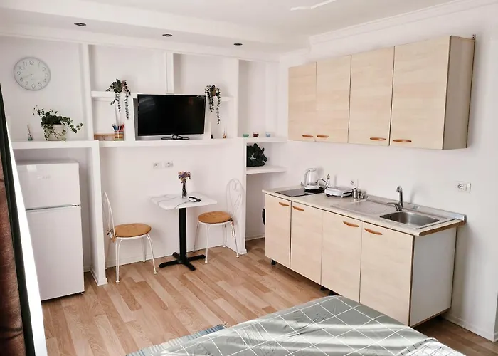 Casa 21 - The Cutest In Tirana! * Tirana